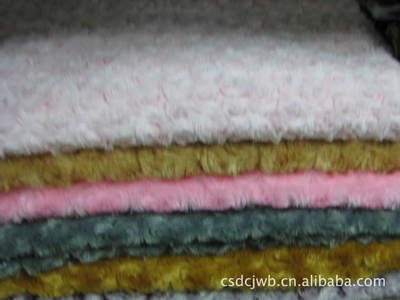 常熟大晟供應優(yōu)質(zhì)PV絨及小磨圈針織面料，歡迎訂購